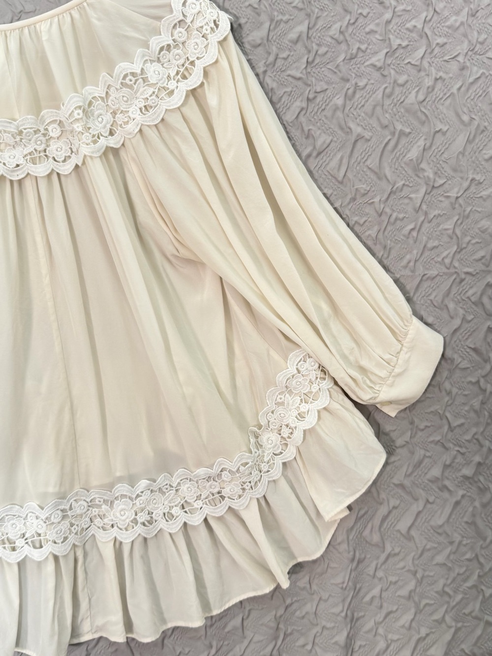 Kate Spade New York Silk Lace Ruffle High Low Boho Blouse Ivory womens Medium - Picture 12 of 12